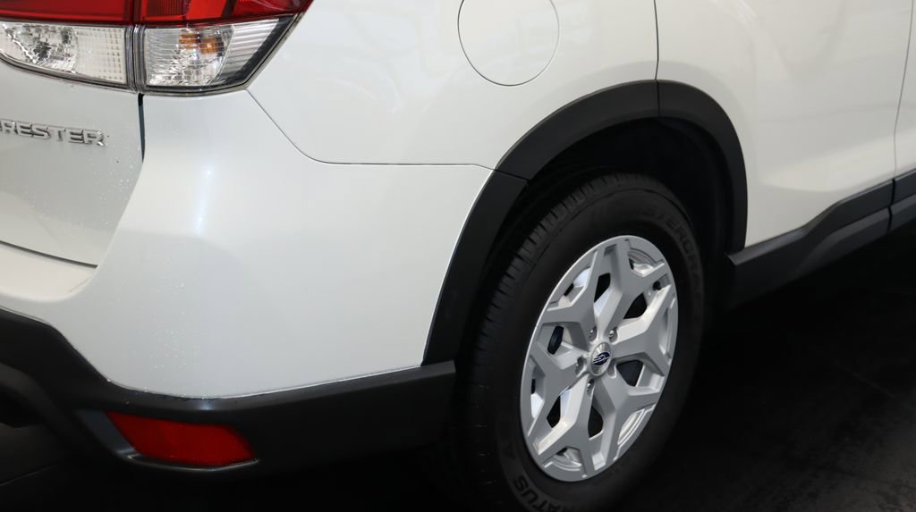 Used 2021 Subaru Forester AWD/4WD image 15