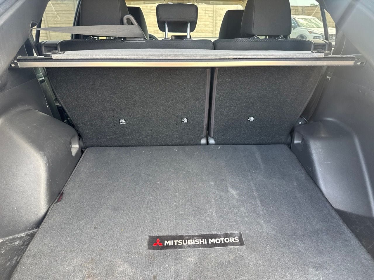 Used 2023 Mitsubishi Eclipse Cross LE AWD/4WD image 30