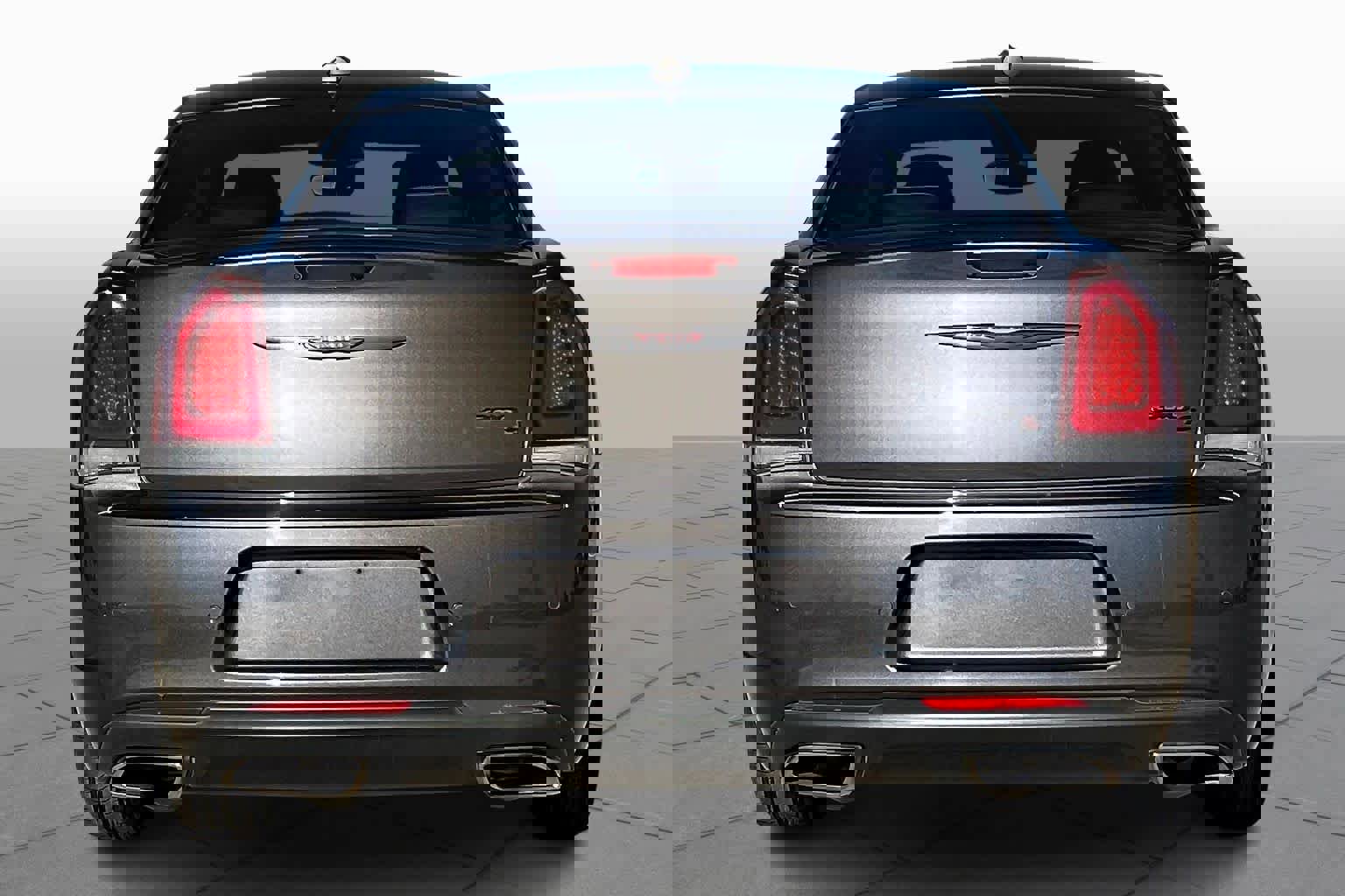 Used 2023 Chrysler 300 S image 5