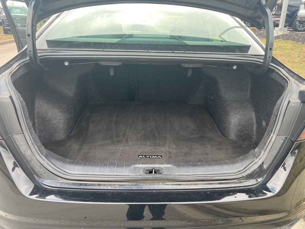 Used 2024 Nissan Altima 2.5 SV image 11