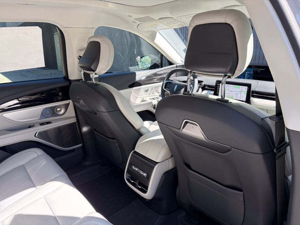 New 2026 Lincoln Nautilus Reserve AWD/4WD image 26