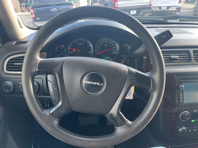 Used 2011 GMC Sierra 2500 Denali w/ Suspension Package, Off-Road AWD/4WD image 43