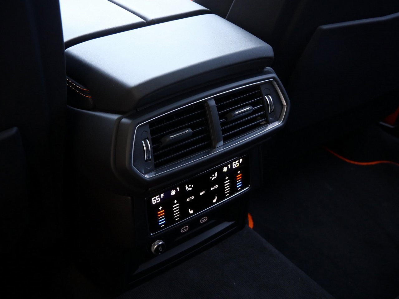 Used 2024 Lamborghini Urus S image 24