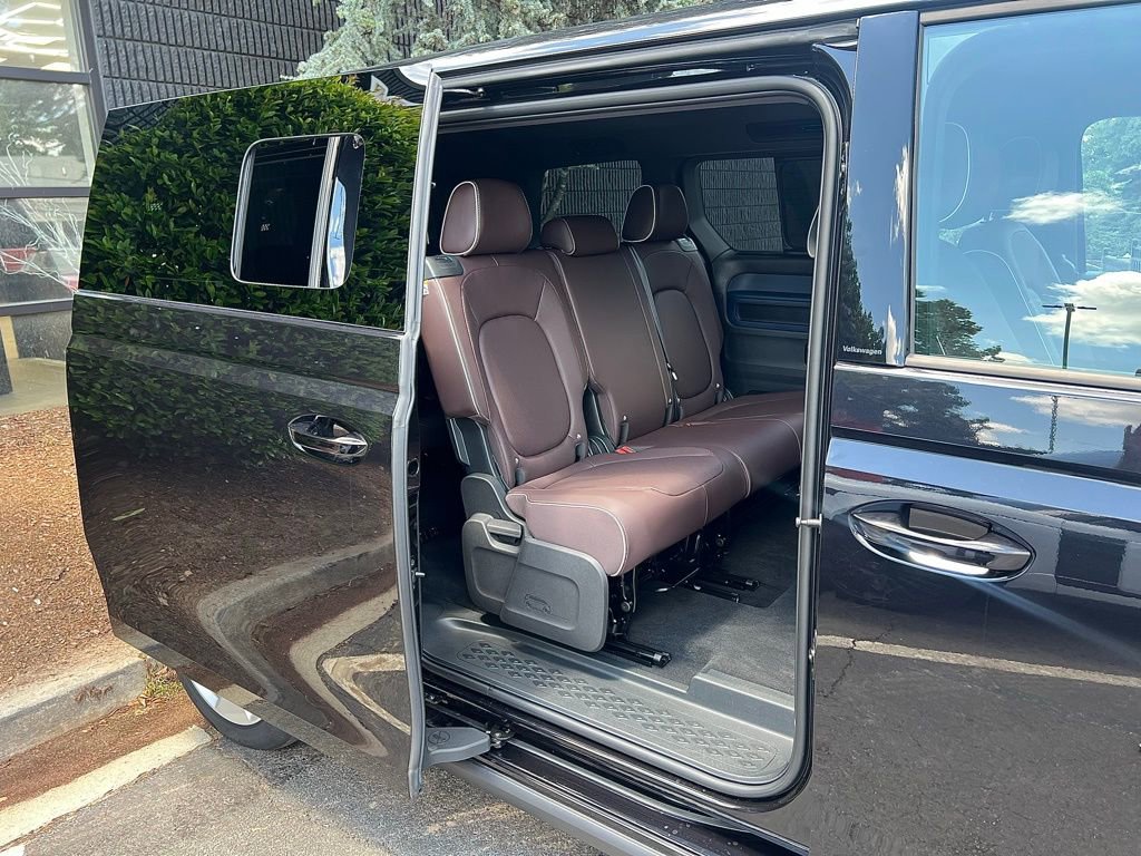 Used 2025 Volkswagen ID. Buzz Pro S image 19