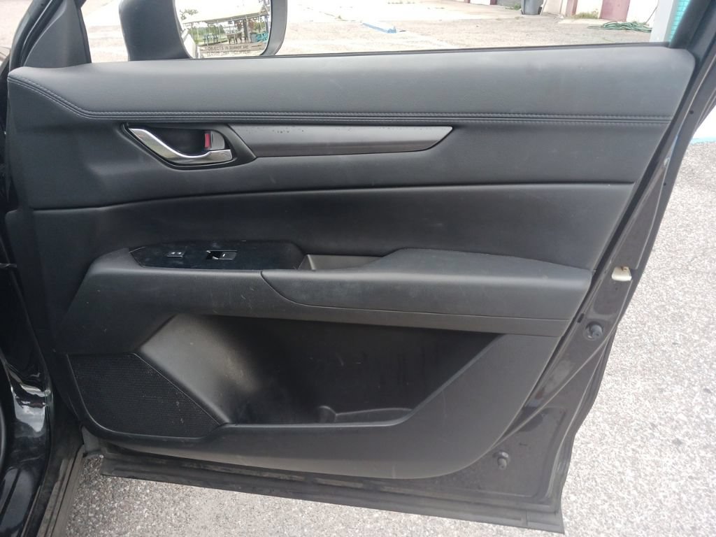 Used 2018 MAZDA CX-5 Touring FWD image 17