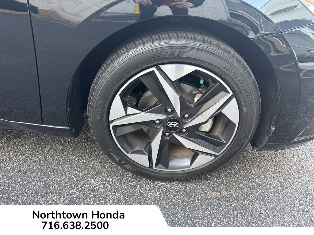 Used 2023 Hyundai Elantra SEL w/ Convenience Package FWD image 15