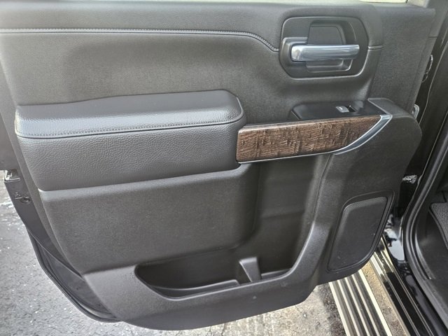 Used 2022 GMC Sierra 3500 Denali image 18