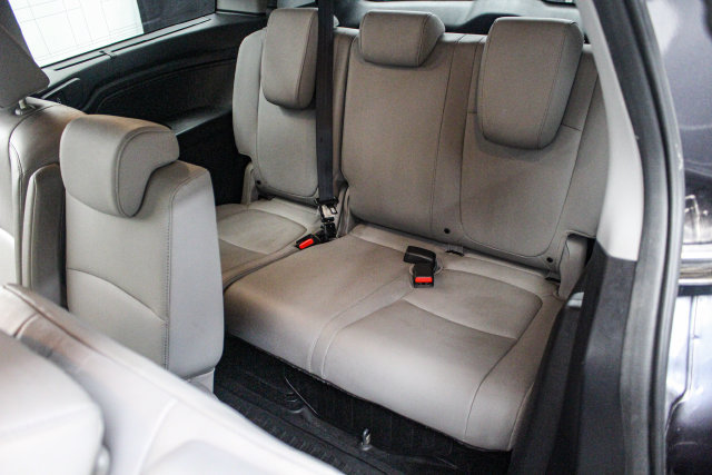 Used 2018 Honda Odyssey Touring image 16