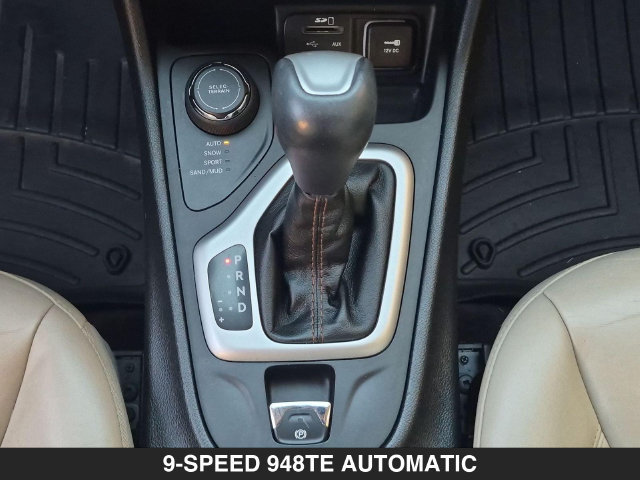 Used 2016 Jeep Cherokee Limited AWD/4WD image 26