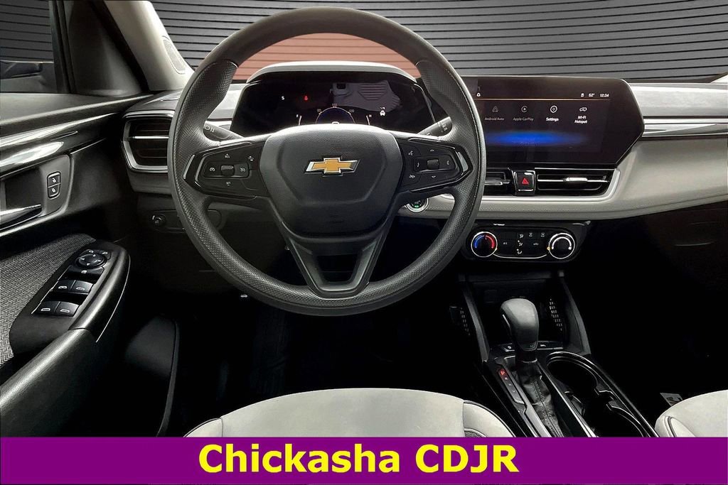 Used 2025 Chevrolet TrailBlazer LT image 8