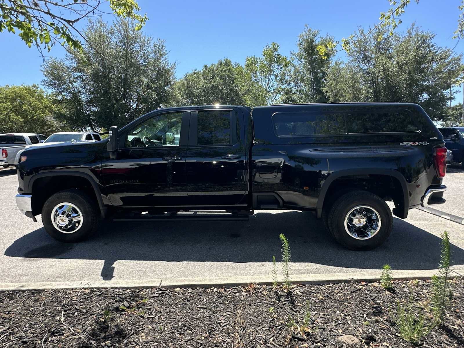 Certified 2026 Chevrolet Silverado 3500 LT w/ Safety Package AWD/4WD image 3