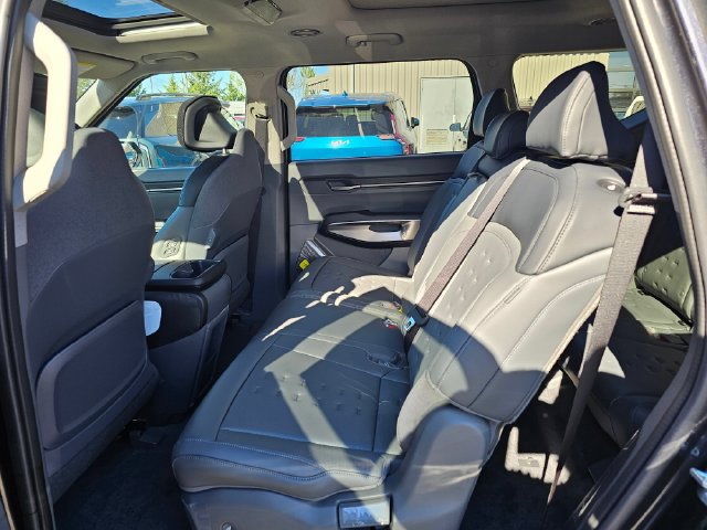 New 2026 Kia EV9 Wind AWD/4WD image 17