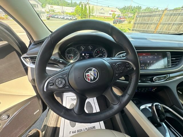 Used 2020 Buick Enclave Premium w/ Sun and Sites Package AWD/4WD image 31