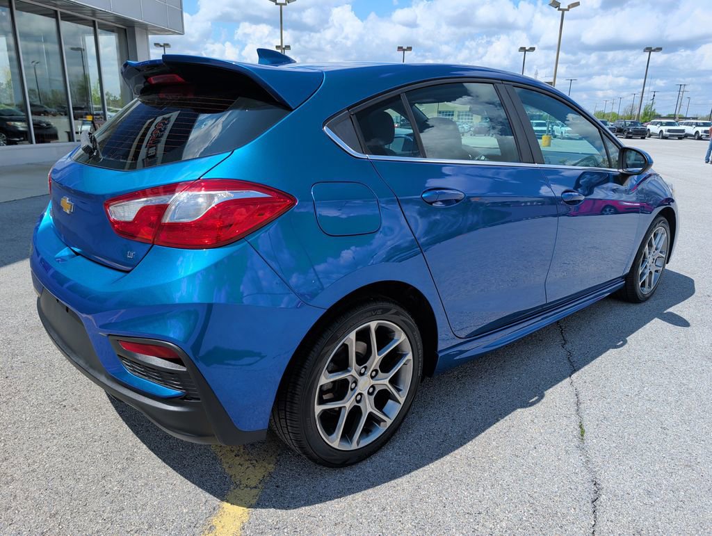 Used 2017 Chevrolet Cruze LT FWD image 5