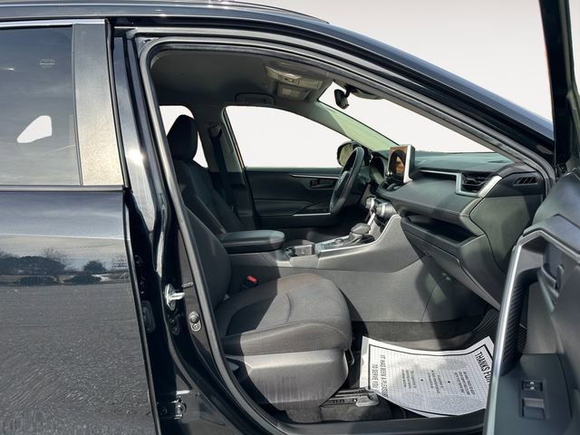 Used 2023 Toyota RAV4 LE image 15