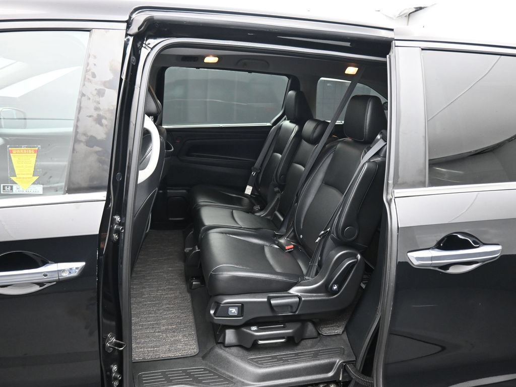 Used 2023 Honda Odyssey Touring image 32