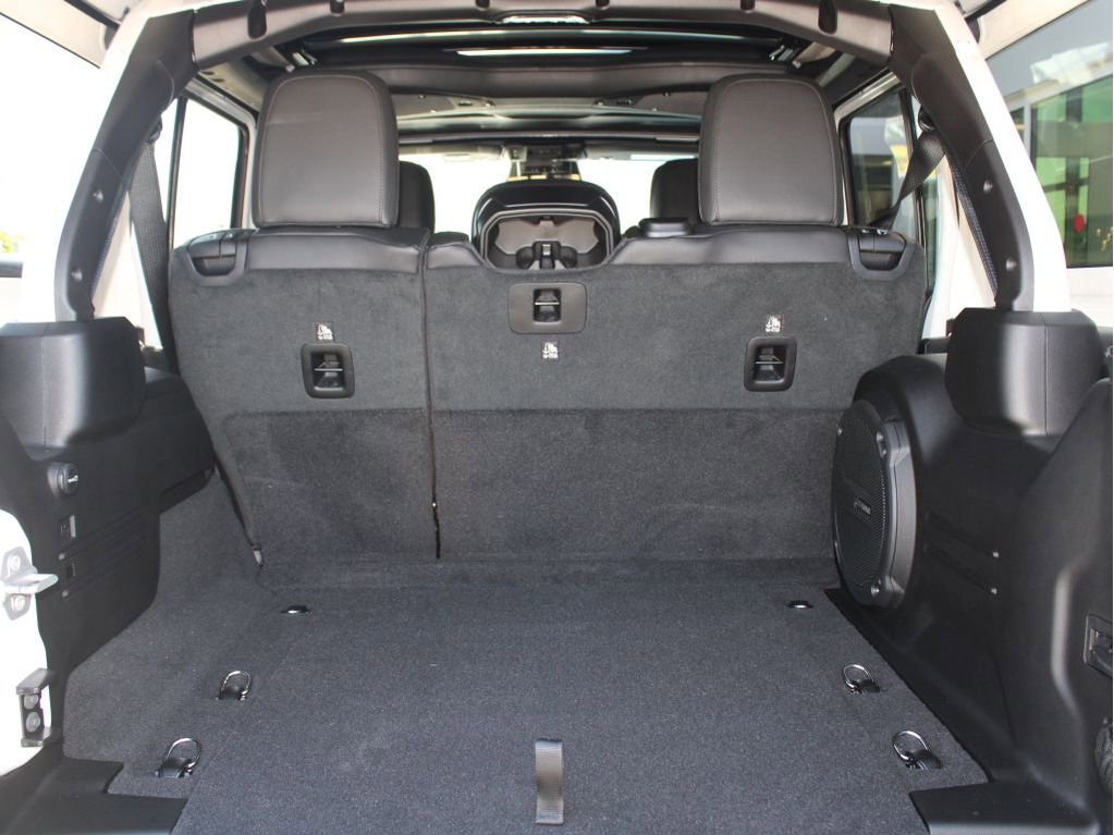 New 2025 Jeep Wrangler Sahara image 28