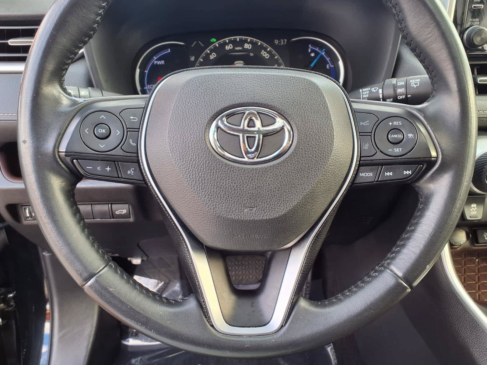 Used 2020 Toyota RAV4 Limited w/ All Weather Liner Package AWD/4WD image 22
