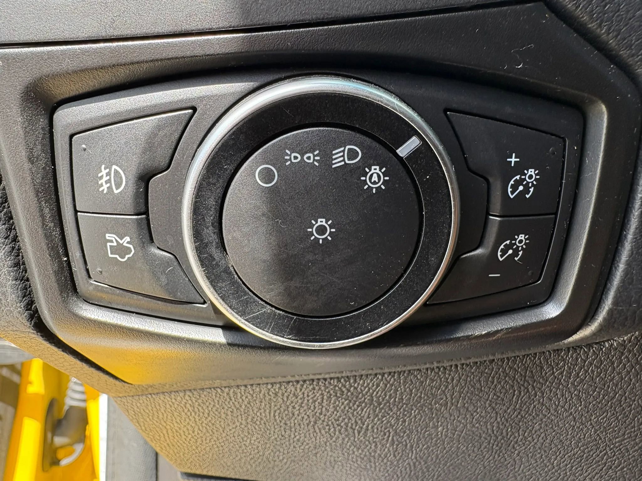 Used 2017 Ford Focus ST FWD image 18
