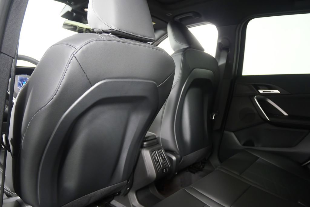 Used 2026 BMW X1 xDrive28i w/ Convenience Package image 16