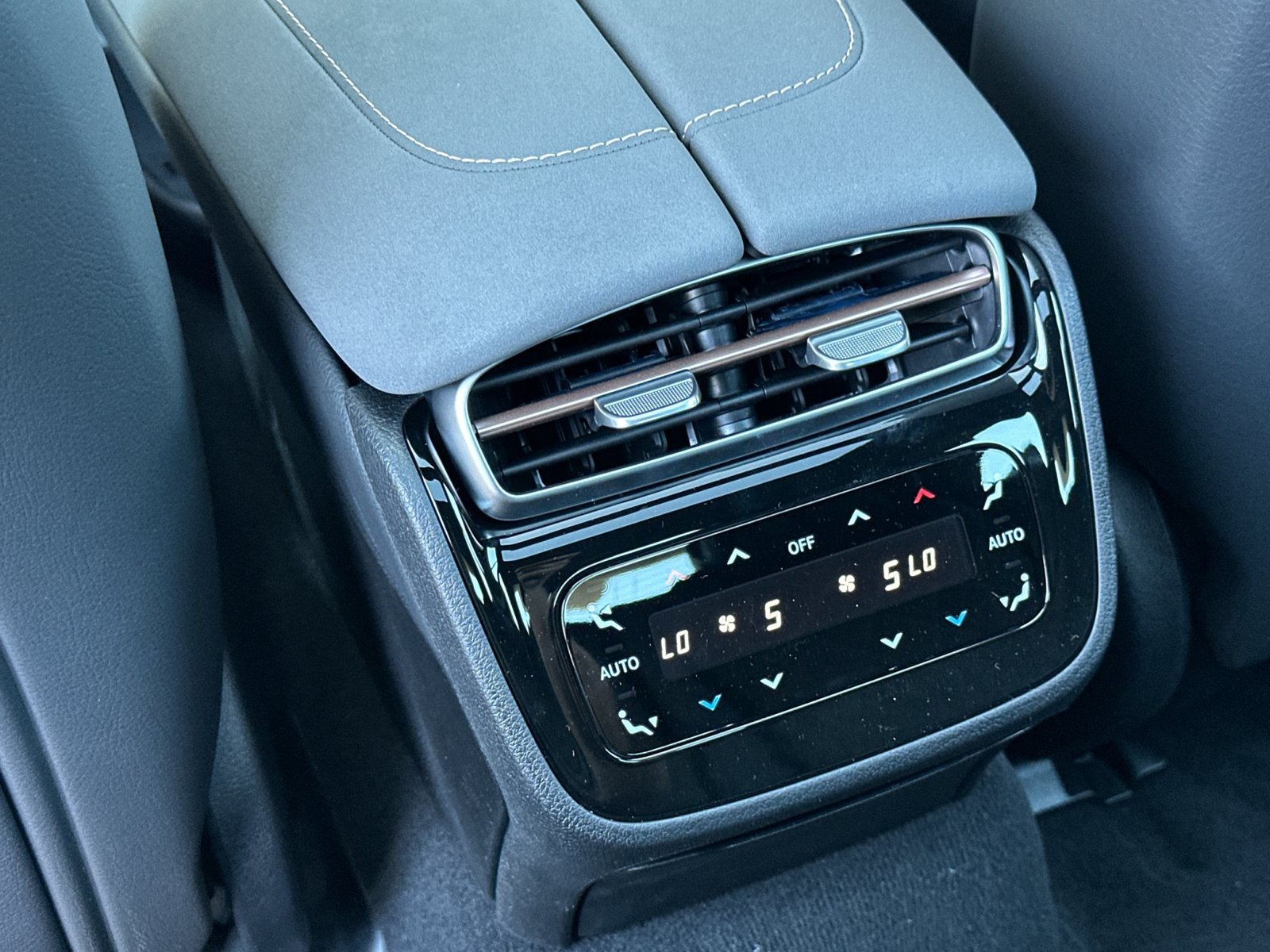 New 2026 Mercedes-Benz EQS 450+ 4MATIC Sedan image 13