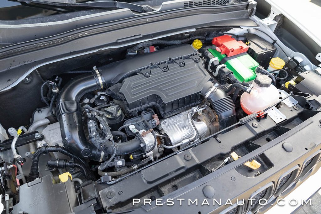 Used 2023 Jeep Renegade Trailhawk image 39