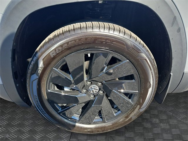 New 2026 Volkswagen Atlas SE image 9