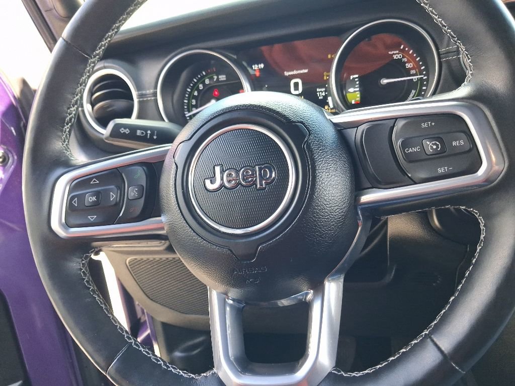 Used 2023 Jeep Wrangler Unlimited Sahara w/ Cold Weather Group AWD/4WD image 27