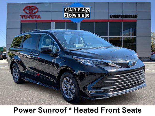 Certified 2023 Toyota Sienna XLE