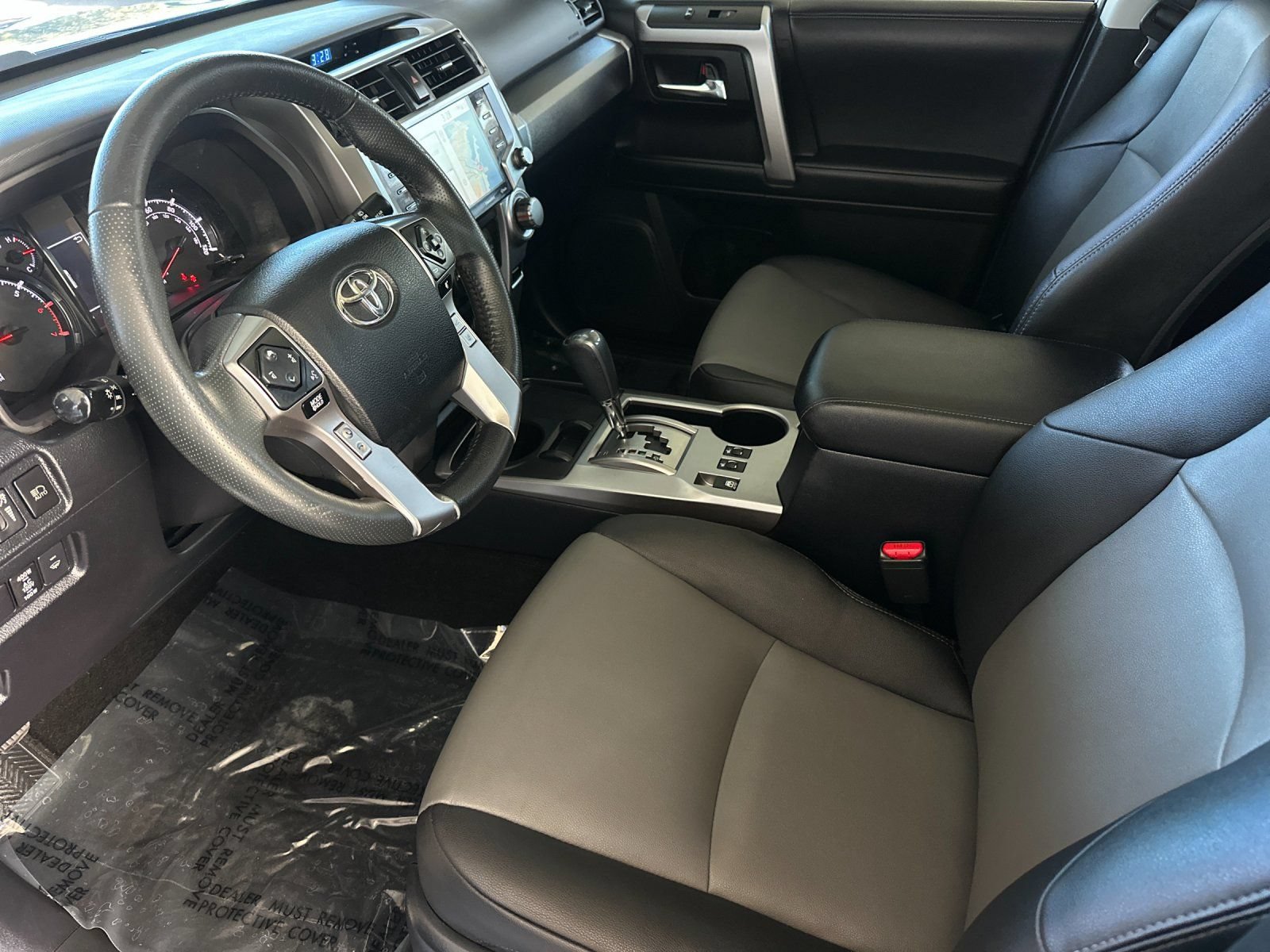 Used 2022 Toyota 4Runner SR5 Premium w/ Moonroof Package RWD image 9