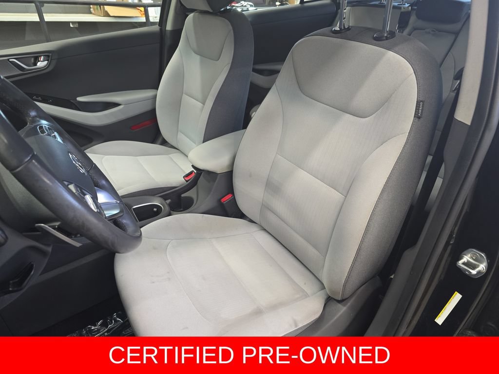 Used 2022 Hyundai Ioniq SEL FWD image 16