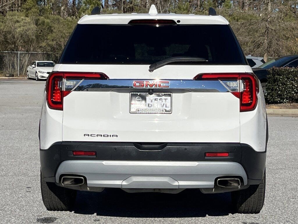 Used 2023 GMC Acadia SLT image 24
