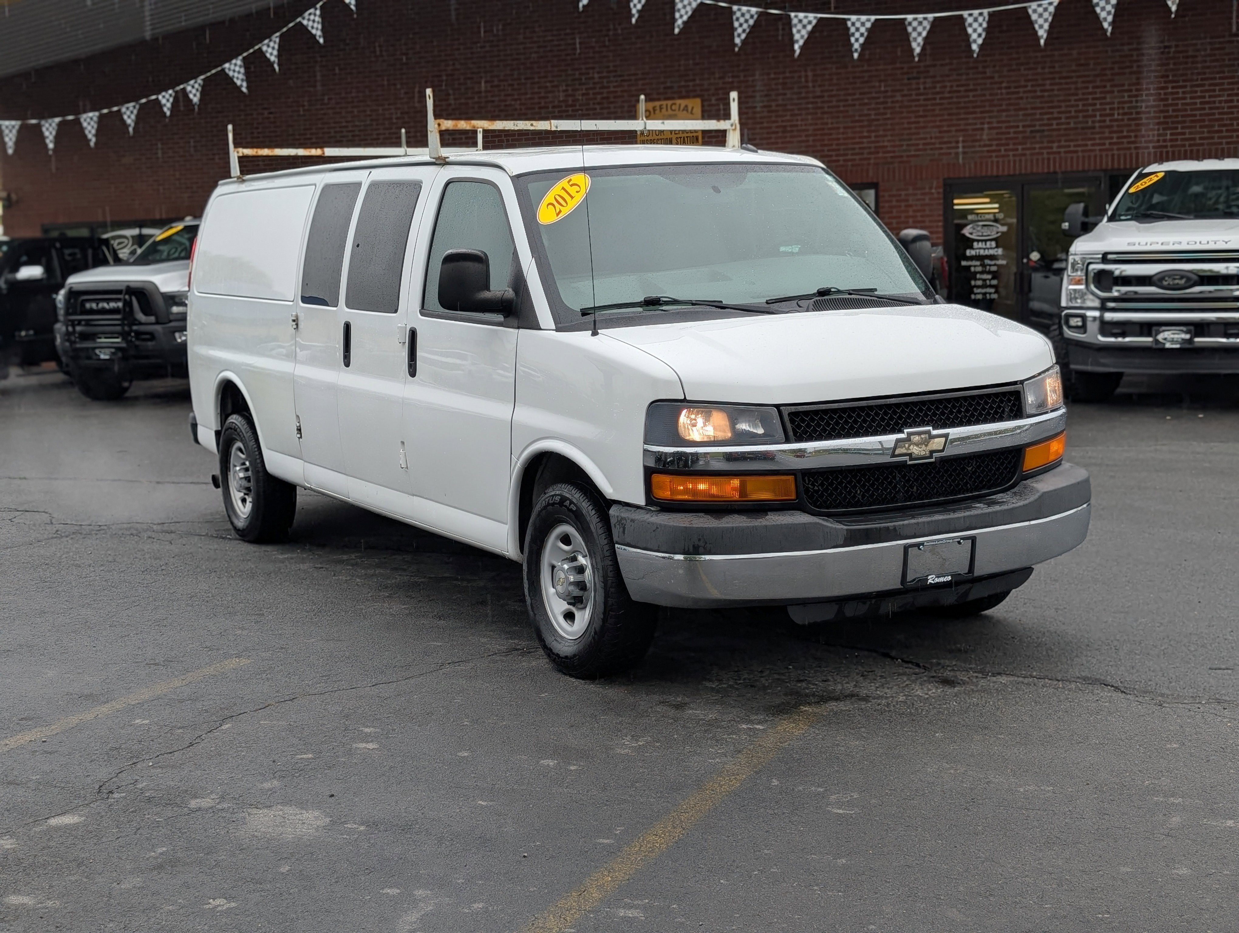 Used 2015 Chevrolet Express 3500 LT w/ LT Preferred Equipment Group image 11