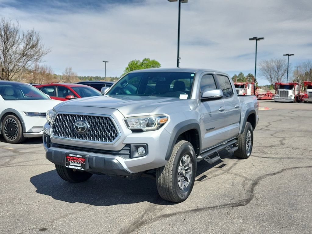 Used 2019 Toyota Tacoma TRD Off-Road w/ Technology Package AWD/4WD image 8
