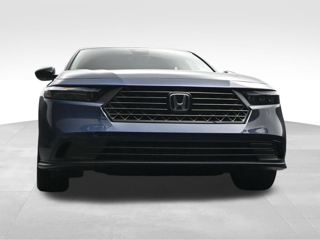 Used 2025 Honda Accord SE image 40