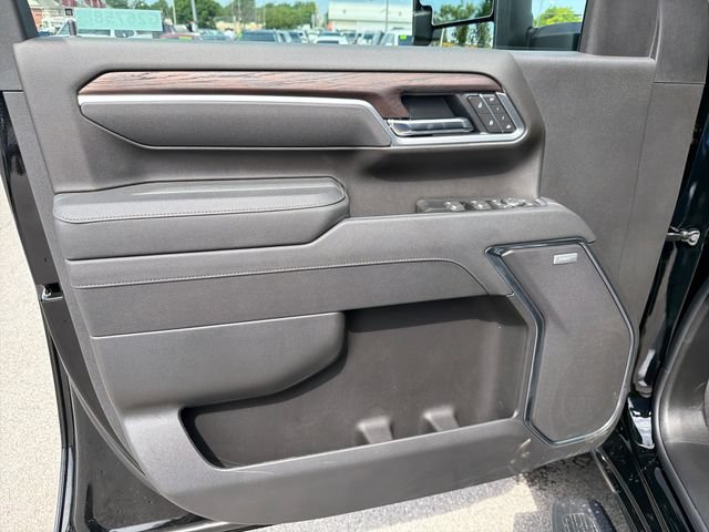 New 2026 GMC Sierra 2500 SLT w/ SLT Premium Package AWD/4WD image 15