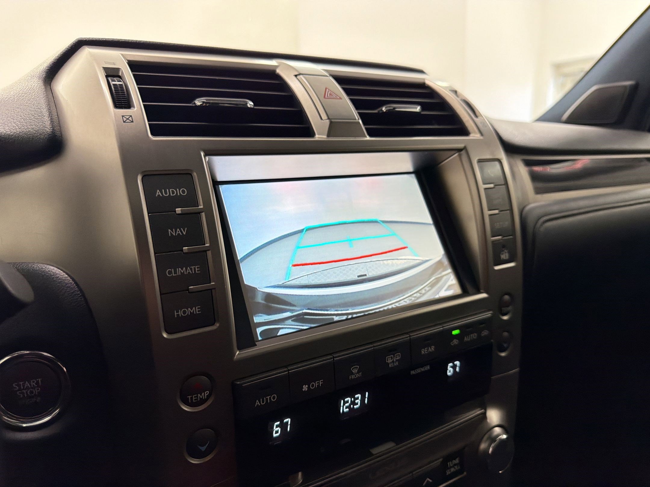 Used 2021 Lexus GX 460 Premium w/ Premium Package AWD/4WD image 27
