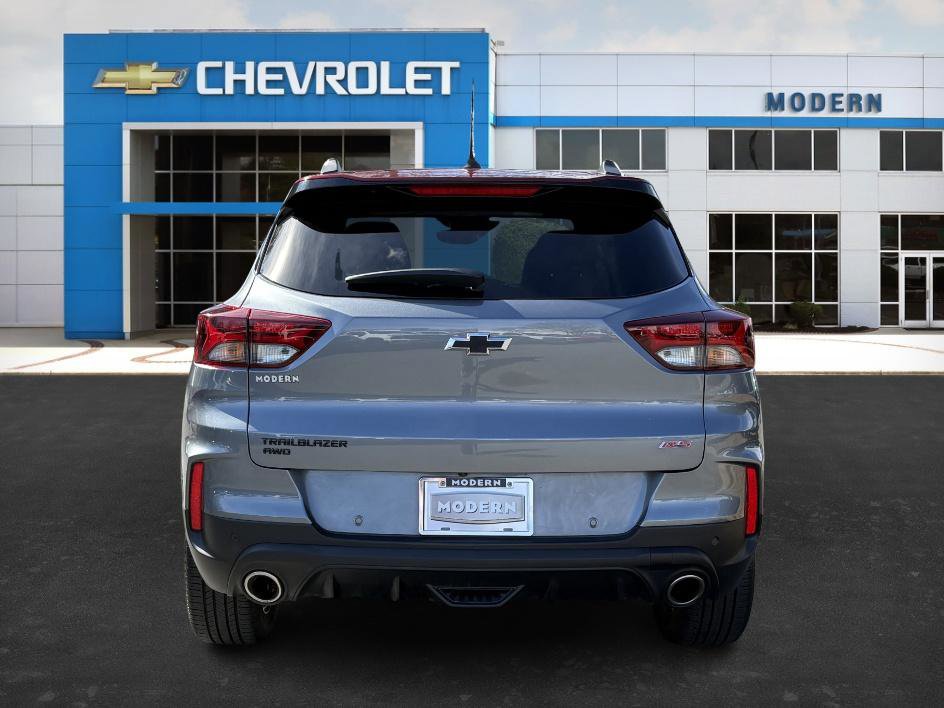 Used 2021 Chevrolet TrailBlazer RS w/ Sun and Liftgate Package image 3
