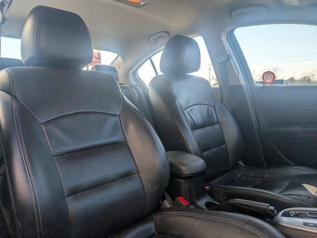 Used 2016 Chevrolet Cruze LT image 24