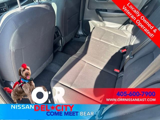 Used 2024 Nissan Rogue S FWD image 9