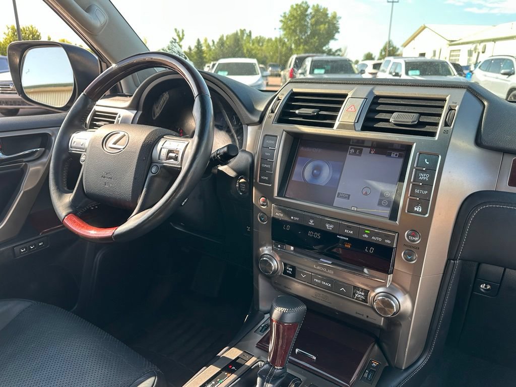 Used 2014 Lexus GX 460 Luxury AWD/4WD image 35