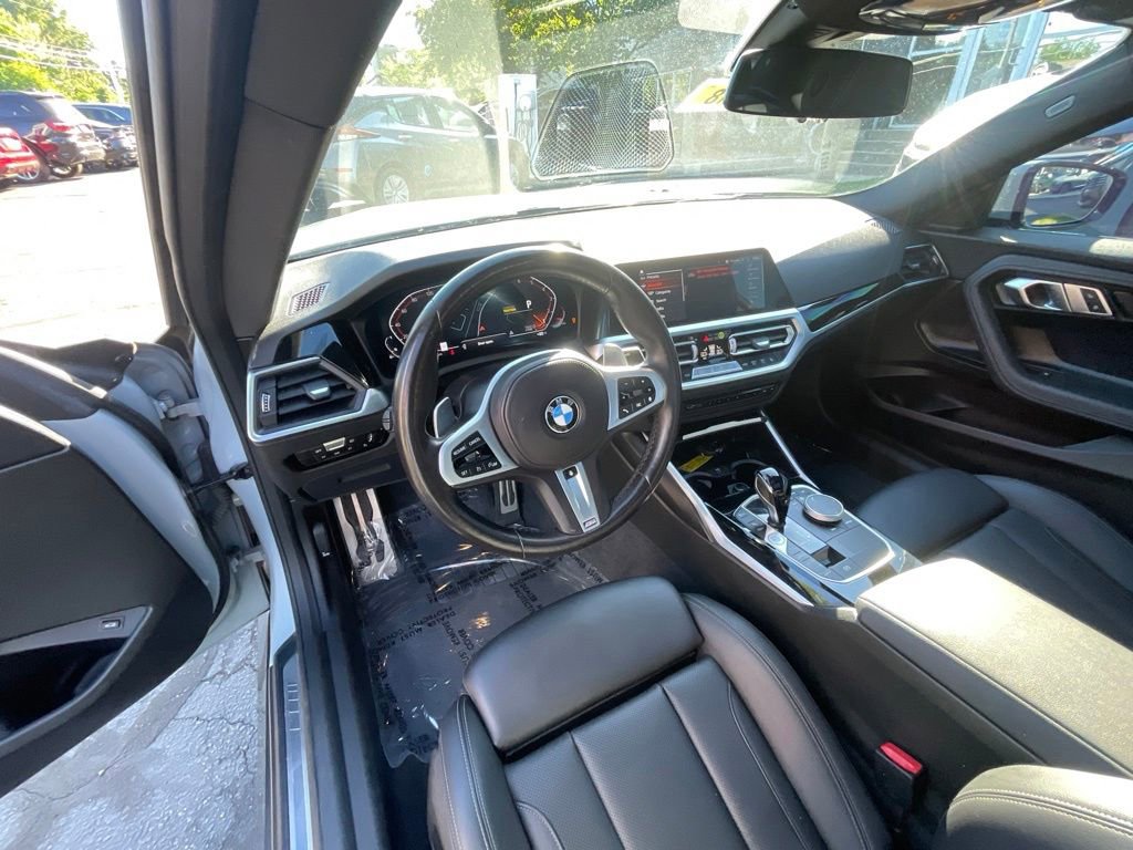 Used 2022 BMW 230i Coupe w/ M Sport Package RWD image 9