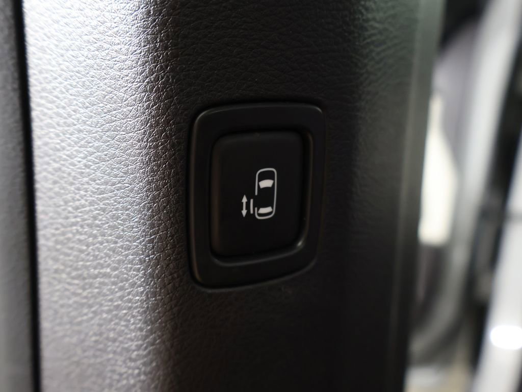 Used 2024 Kia Carnival SX Prestige FWD image 62