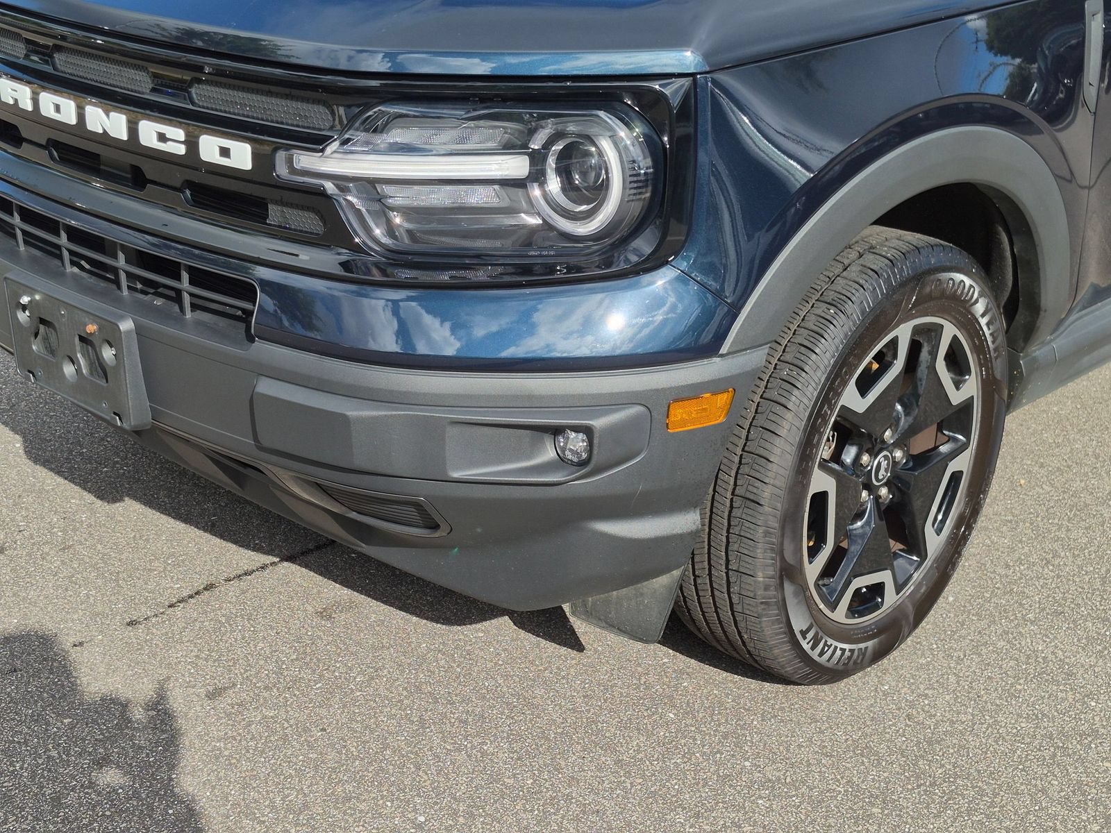 Used 2022 Ford Bronco Sport Outer Banks w/ Tech Package AWD/4WD image 9