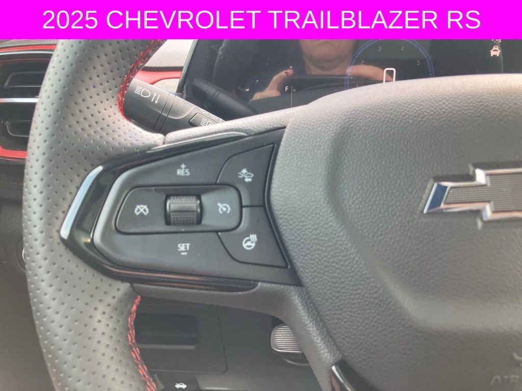 Used 2025 Chevrolet TrailBlazer RS w/ Convenience Package image 26