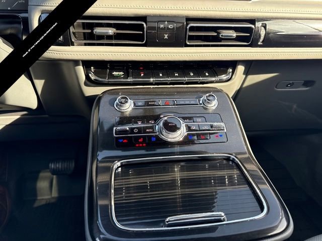 Certified 2023 Lincoln Nautilus Reserve w/ Equipment Group 201A image 22