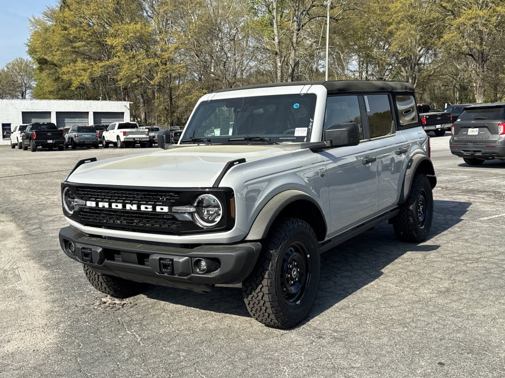 New 2026 Ford Bronco Big Bend w/ Black Diamond Package AWD/4WD image 3