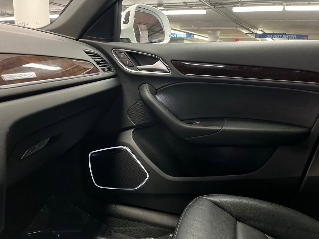 Used 2018 Audi Q3 2.0T Premium Plus w/ Premium Plus Package image 30