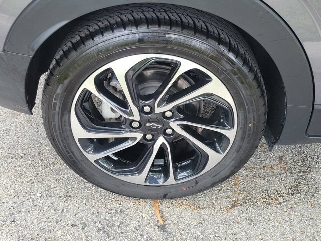 Used 2023 Chevrolet Bolt EUV Premier w/ Sun & Sound Package FWD image 5