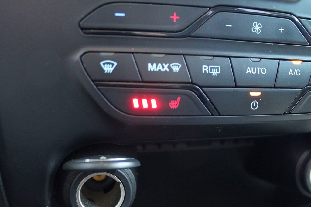 Used 2019 Ford Ranger XLT w/ Equipment Group 302A Luxury AWD/4WD image 13